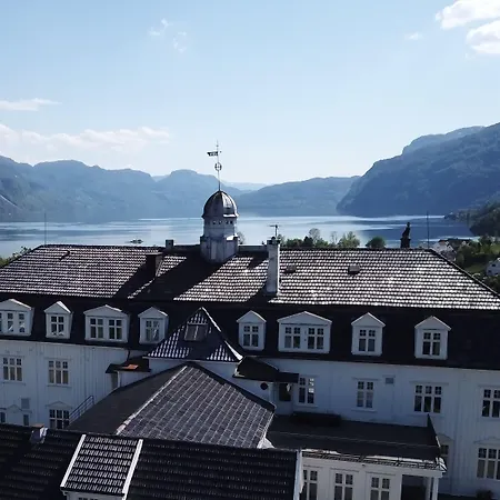 Sauda Fjordhotell فندق Saudasjøen