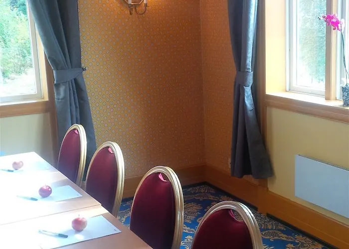 Sauda Fjordhotell 4*