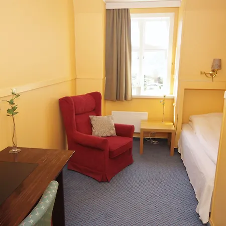 ホテル Sauda Fjordhotell Saudasjøen