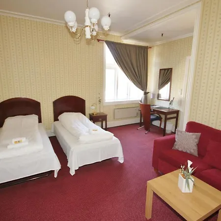 Sauda Fjordhotell ホテル 4*