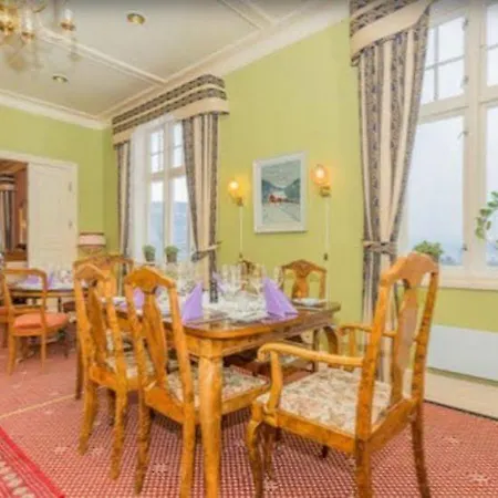 Sauda Fjordhotell ホテル 4*