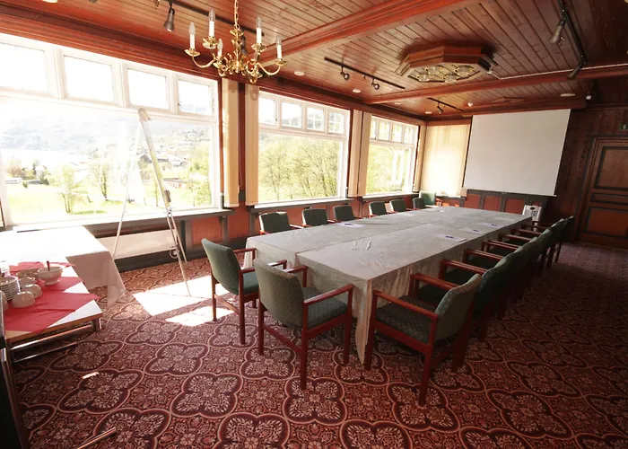 Sauda Fjordhotell Отель 4*